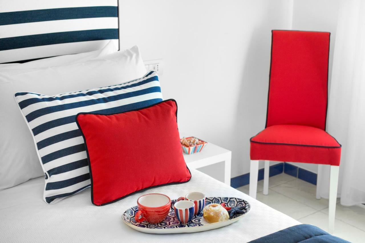 Yourhome - Sersale Suites Sorrento Ngoại thất bức ảnh